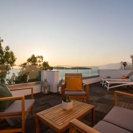 Aurelia Sea View Loft Apartment Agios Nikolaos