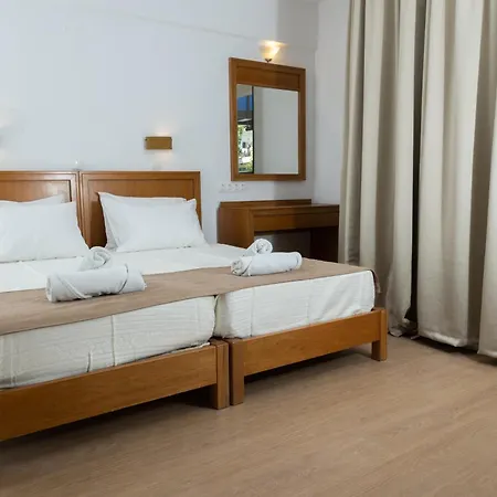 Hotel Santa Marina Unique 4*