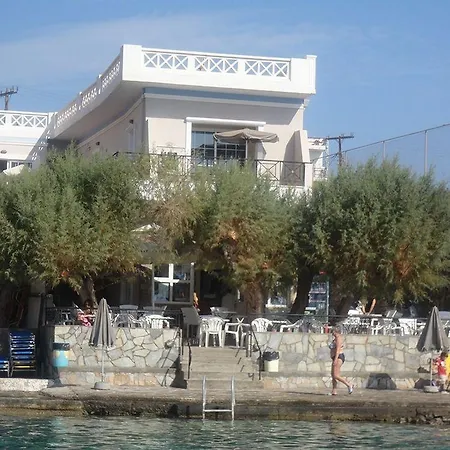 Aparthotel Polydoros Appartments 2*
