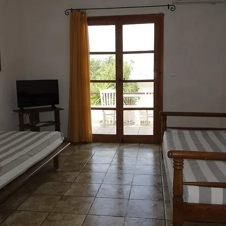 Cretan Village Aparthotel 4*