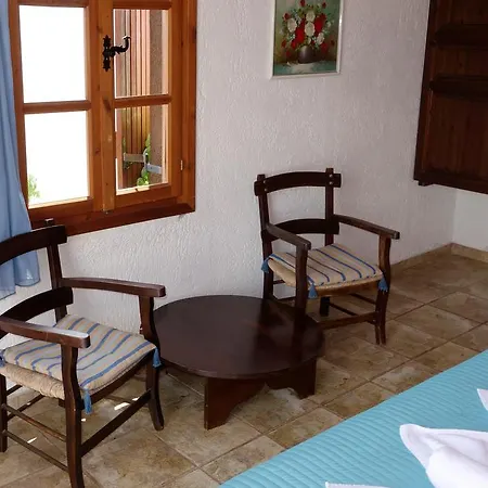 Cretan Village Aparthotel 4*