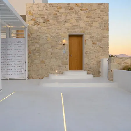 The Island Concept Luxury Boutique Heated Pool Hotel