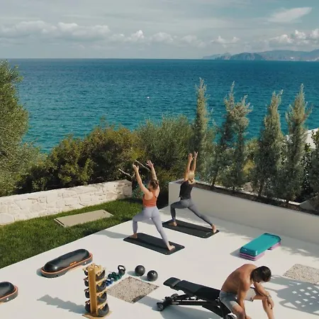 Hotel The Island Concept Luxury Boutique Heated Pool