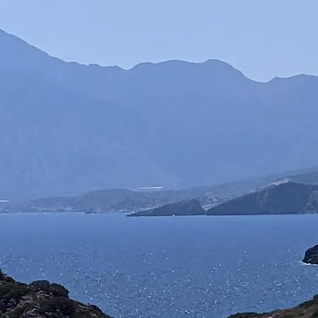 Mirabello Sea House *