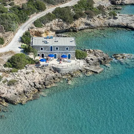 Karavostassi - The Stonehouse Apartament