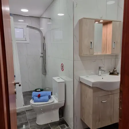 Luxury - Center House Daire Ayos Nikolaos