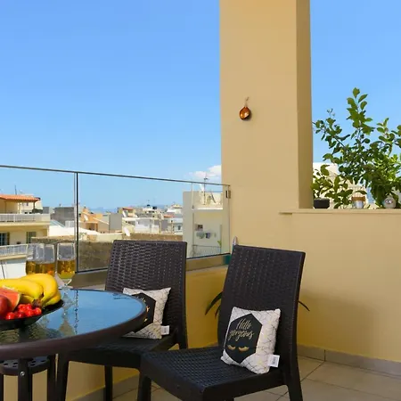 Appartement House For Families Near The *