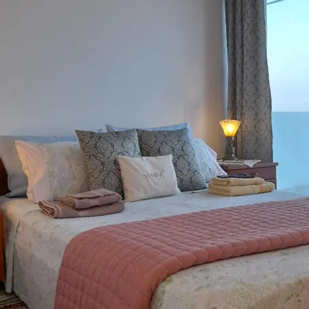 Mirabello Sea House *