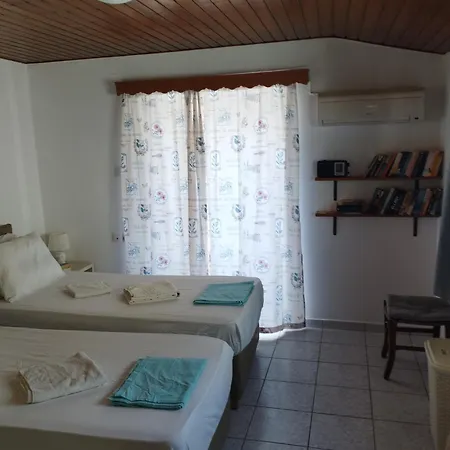 My Sisters House Apartment *