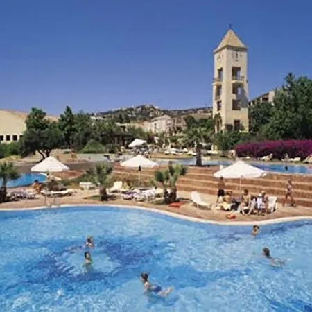 Candia Park Village Hotel 4*