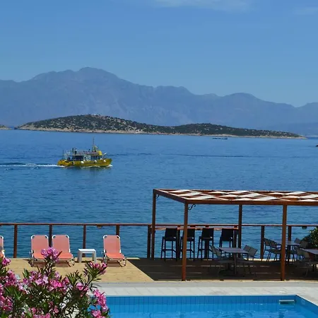 Havania Aparthotel 3*