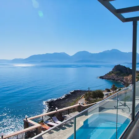 Ostria Aparthotel 2*