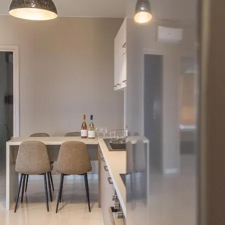 Olivia Apartment