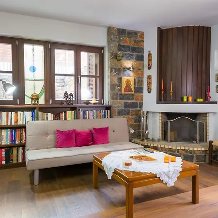 La Casa Di Pietra Agios Nikolaos (Crete)