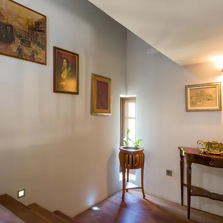 La Casa Di Pietra *