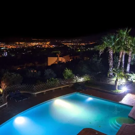 Villa Mirabello Bay View