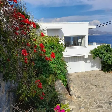 Mirabello Sea House Case de vacanță *