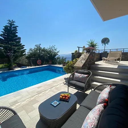 Muse * Agios Nikolaos (Crete)