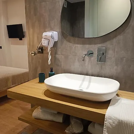 9 Muses Aparthotel