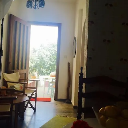 Sunny House 2 Minutes From The Sea! Agios Nikolaos (Crete)