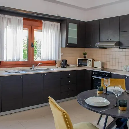 Apartment Lira Deluxe - , Crete *