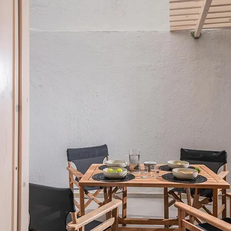Apartment Beachfront Salty Sea Luxury 2 *