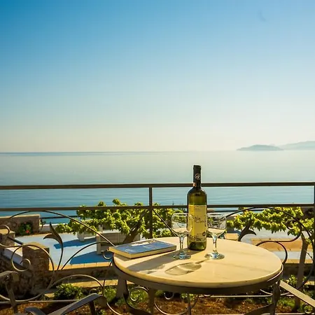 Panorama - Adults Only 4*