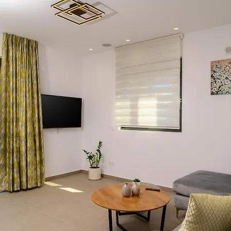 Apartment Antheon 1