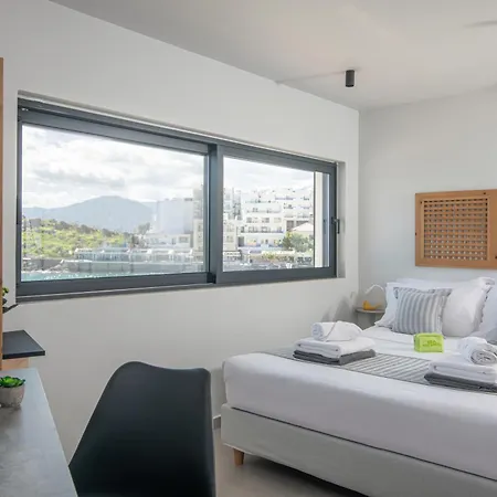 Beachfront Salty Sea Luxury 2
