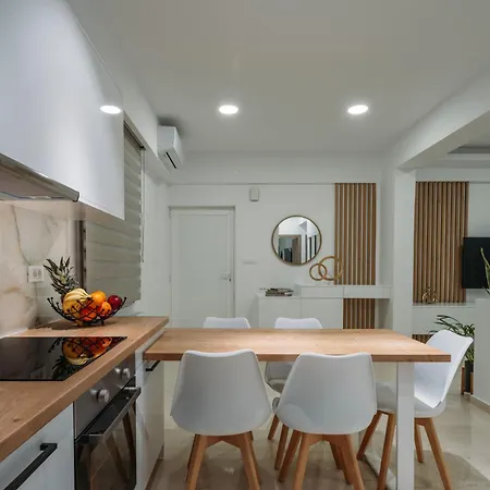 Elixir 2 Luxury * Agios Nikolaos (Crete)