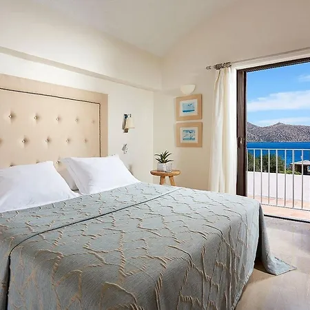 St. Nicolas Bay & Resort 5*