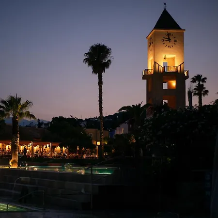 Candia Park Village Hotel 4*