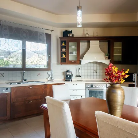 Marena With Extraordinary Views *
