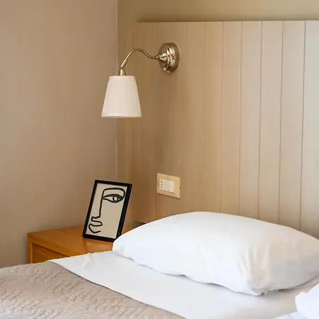 Hotel El Greco 2*