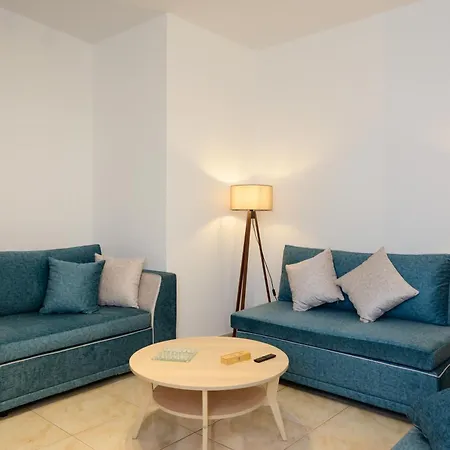 Apartment Summer Retreat 3rd Floor