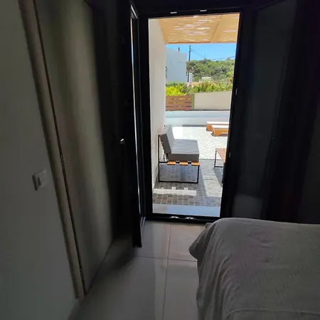 Amphitrite Beach House Agios Nikolaos (Crete)