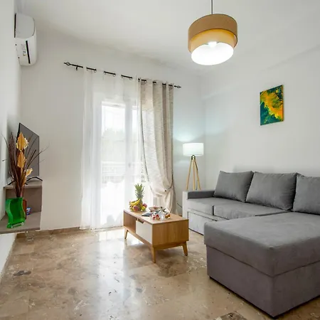 Asterion Apartment