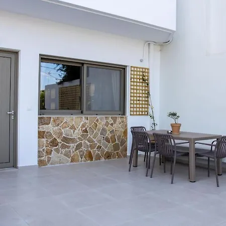 Apartment Antigonis *