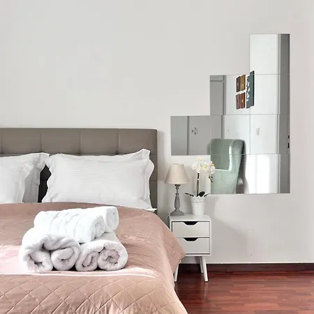 Apartment Wake In The Agios Nikolaos (Crete)