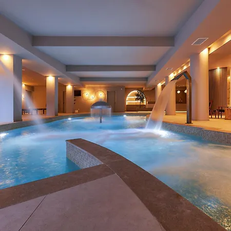 Resort Blue Marine And Agios Nikolaos (Crete)