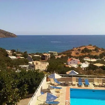 Ledra Apartment *