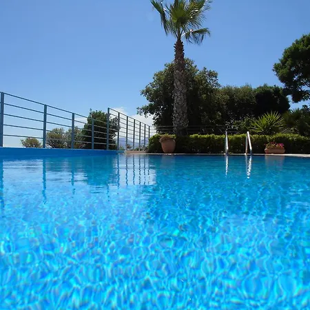 Dreamscape Villa