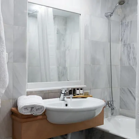 Alantha Aparthotel
