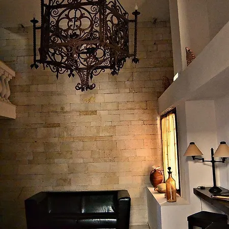 Palazzo Arhontiko Aparthotel 3*