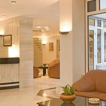 Alantha Aparthotel 2*