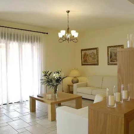 Miramare Villas 4*