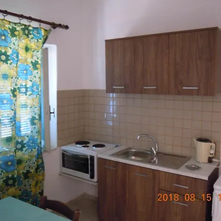 Apartment Ammos *
