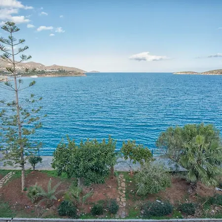 Paradise Seafront Appartement *