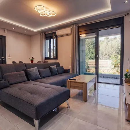 Amphitrite Beach House * Agios Nikolaos (Crete)