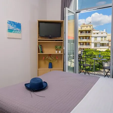 Central Studio Apartment *